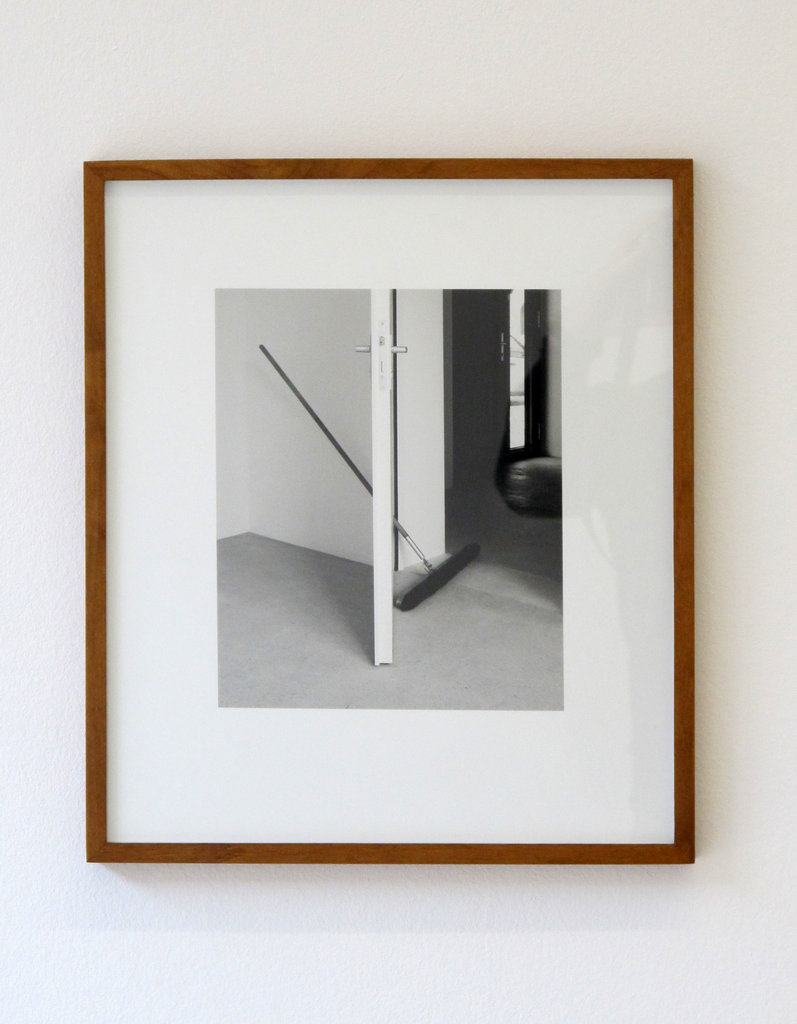 Tür und Besen, 2014 • Photograph on baryte paper, 50 × 45 cm