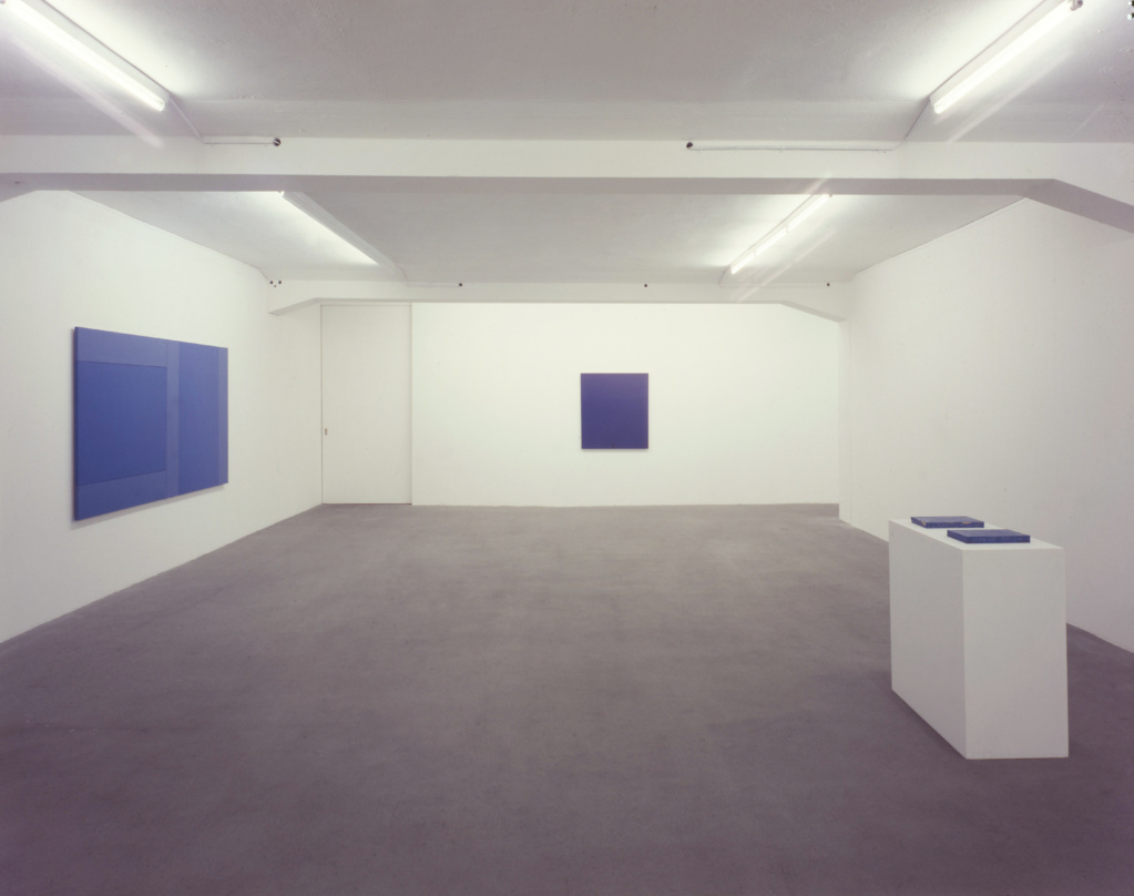  Exhibition view • «Blau», 1992